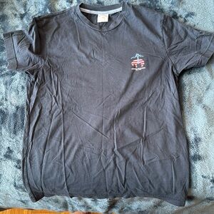 Men’s size S brooks brothers t shirt